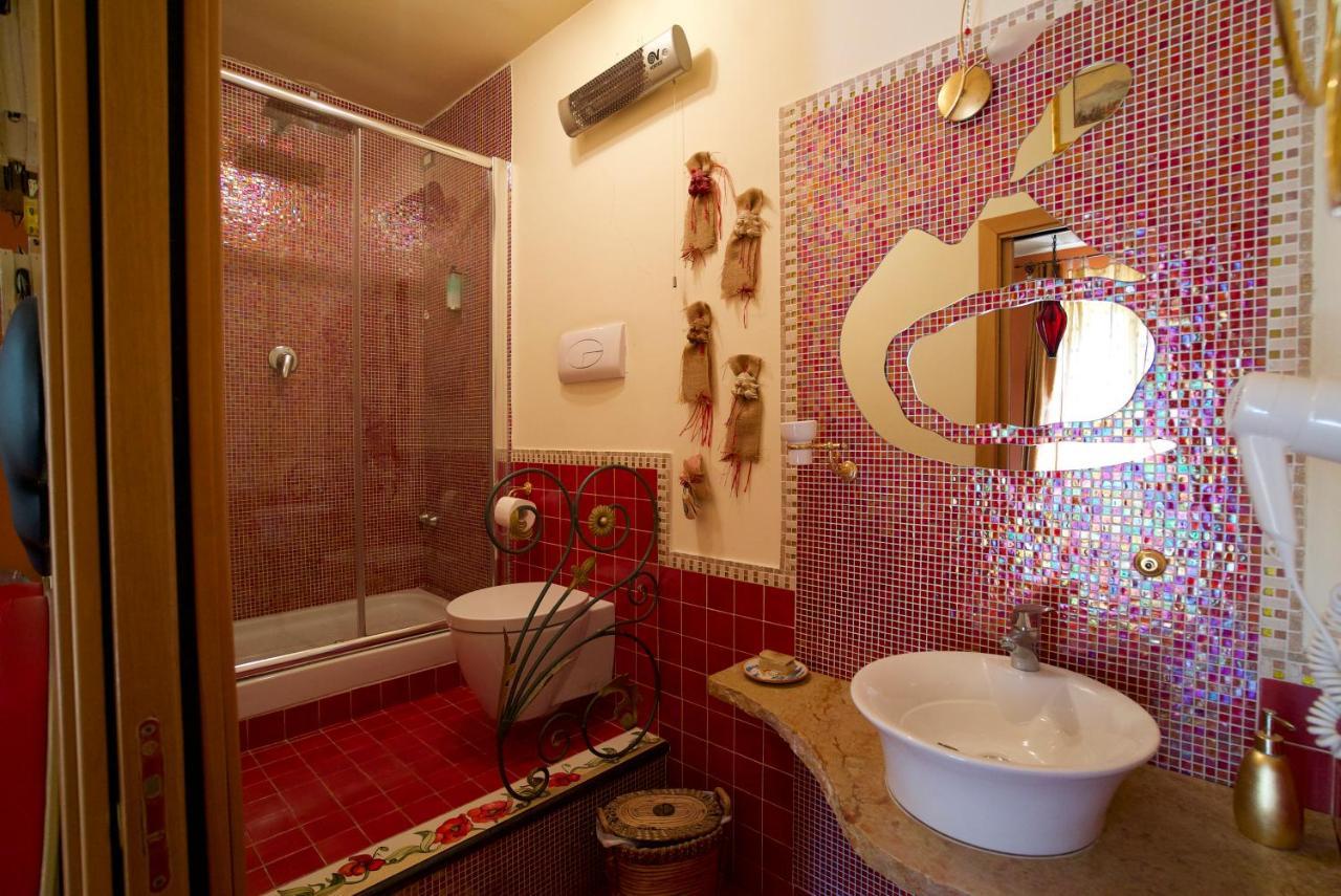 Deluxe Room,765770473:JPEG